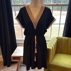 SHEIN Black and Cream Swim Coverup with V-Neck and Kimono Sleeves
